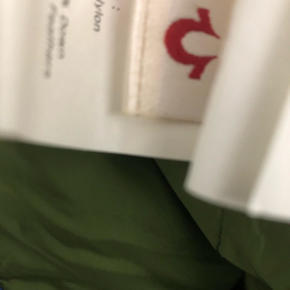 Signature True religion down insulated vest  size s - Picture 6 of 7